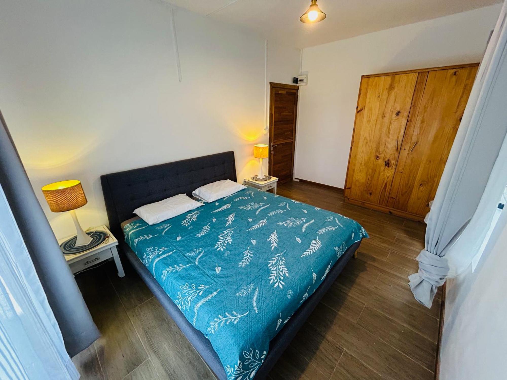 Ellapen Villa Pereybere Beach